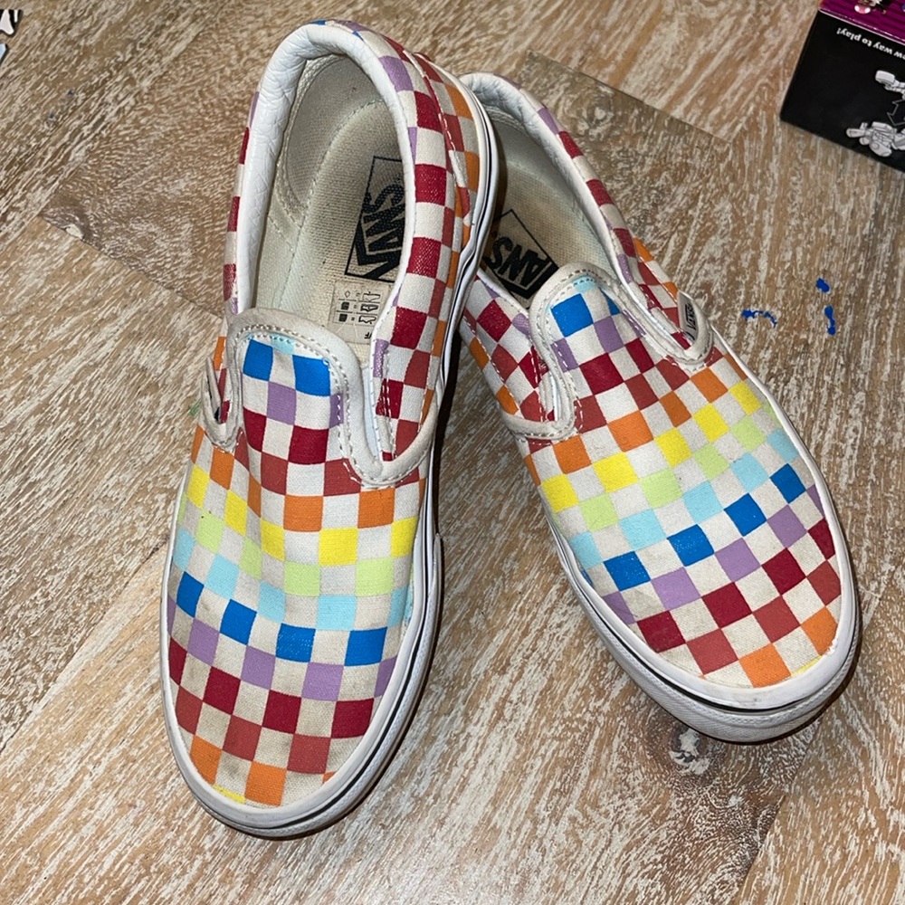 Vans rainbow 🌈 checkerboard slip ons kids 3